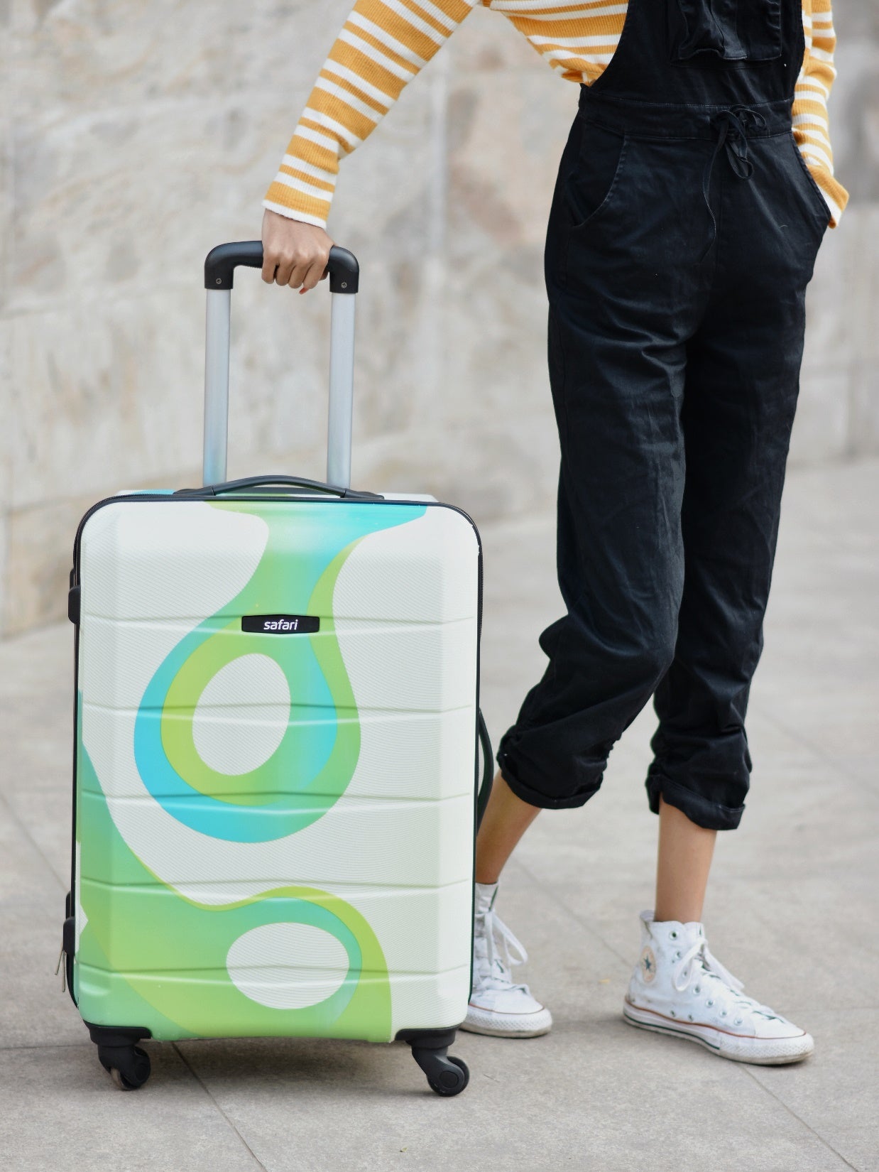 Safari Bags  High Quality Luggage Bag, Trolleys, Suitcases, Backpacks