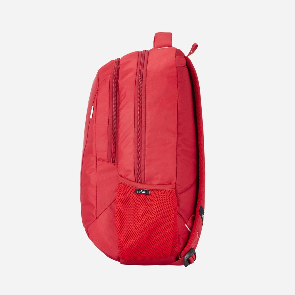 Safari Chase 102 20.6L Black Backpack with Easy Access Pockets