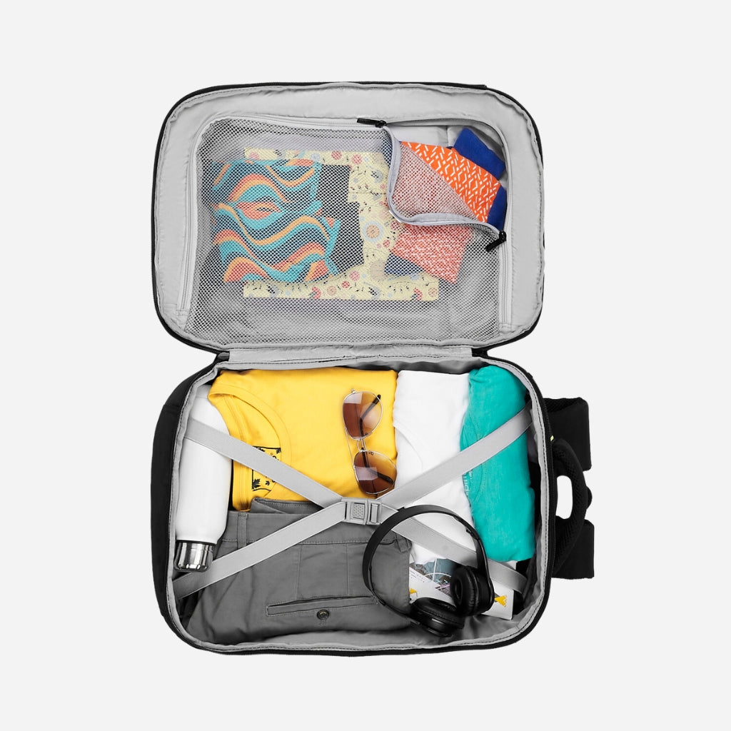 Safari Redan 40L Black Backpack Suitcase with Raincover & Luggage Style Packing