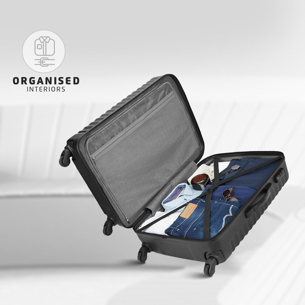 Safari Aerodyne Black Lightweight Trolley Bag with TSA Lock and Airline Compliant Sizing