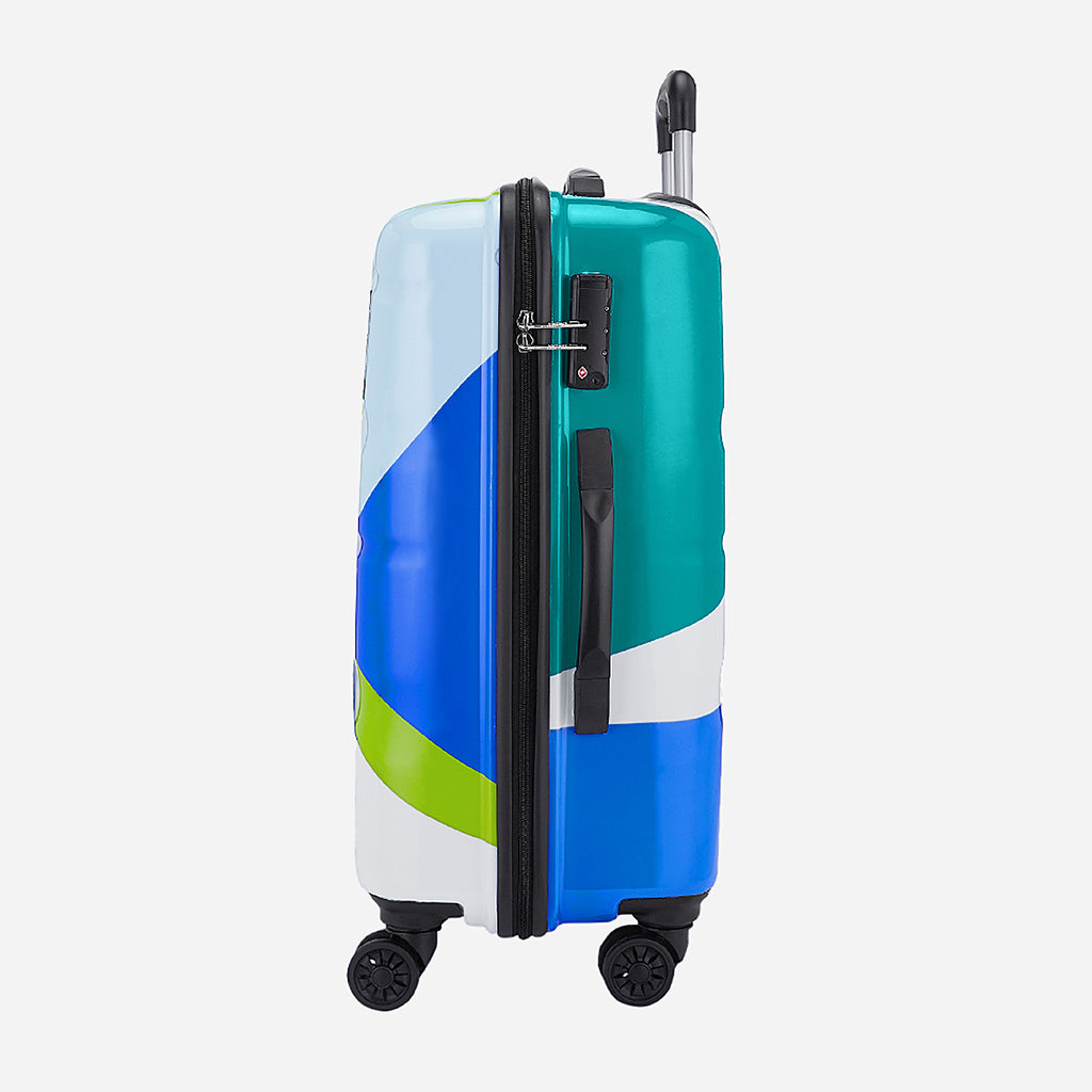 Safari Chroma Plus Printed Trolley Bag with TSA Lock