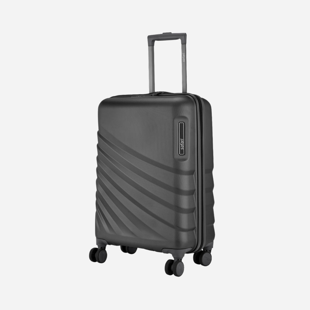 Safari Polaris Pro Castle Black Trolley Bag with TSA Lock, Dual wheels, Side Hooks and Wet Pouch