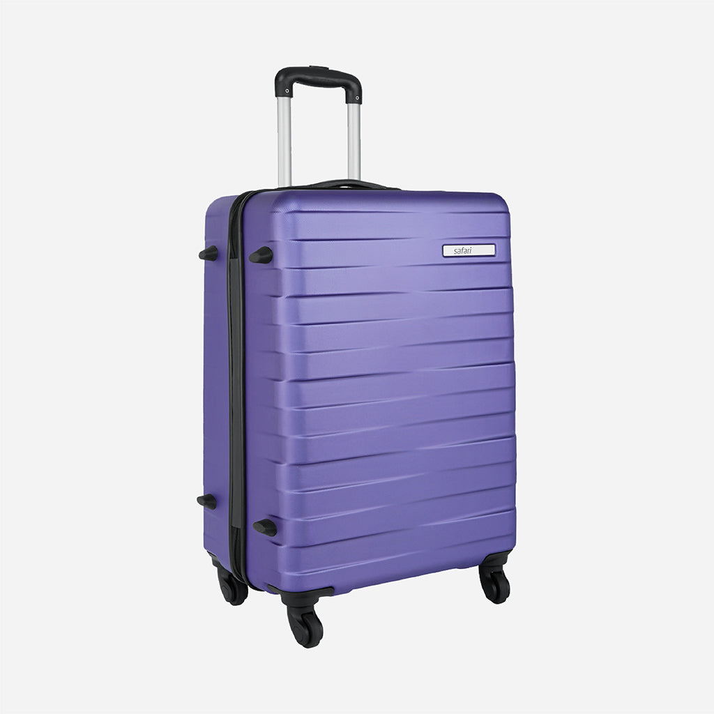 Safari Titanium 4W Cyan Trolley Bag with TSA Lock