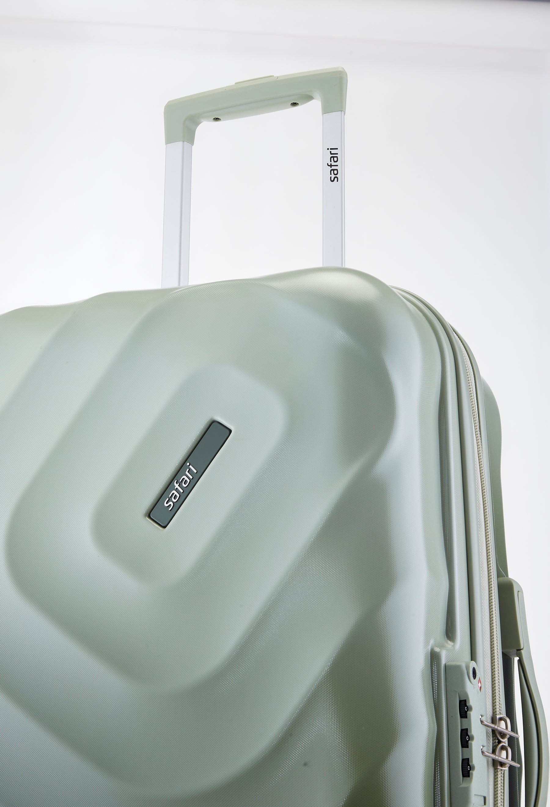 Safari Haze Tropica Trolley Bag with TSA Lock, Dual wheels, Side Hooks and Anti-theft Zipper