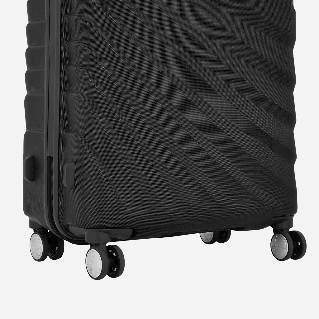 Safari Polaris Black Trolley Bag with TSA Lock