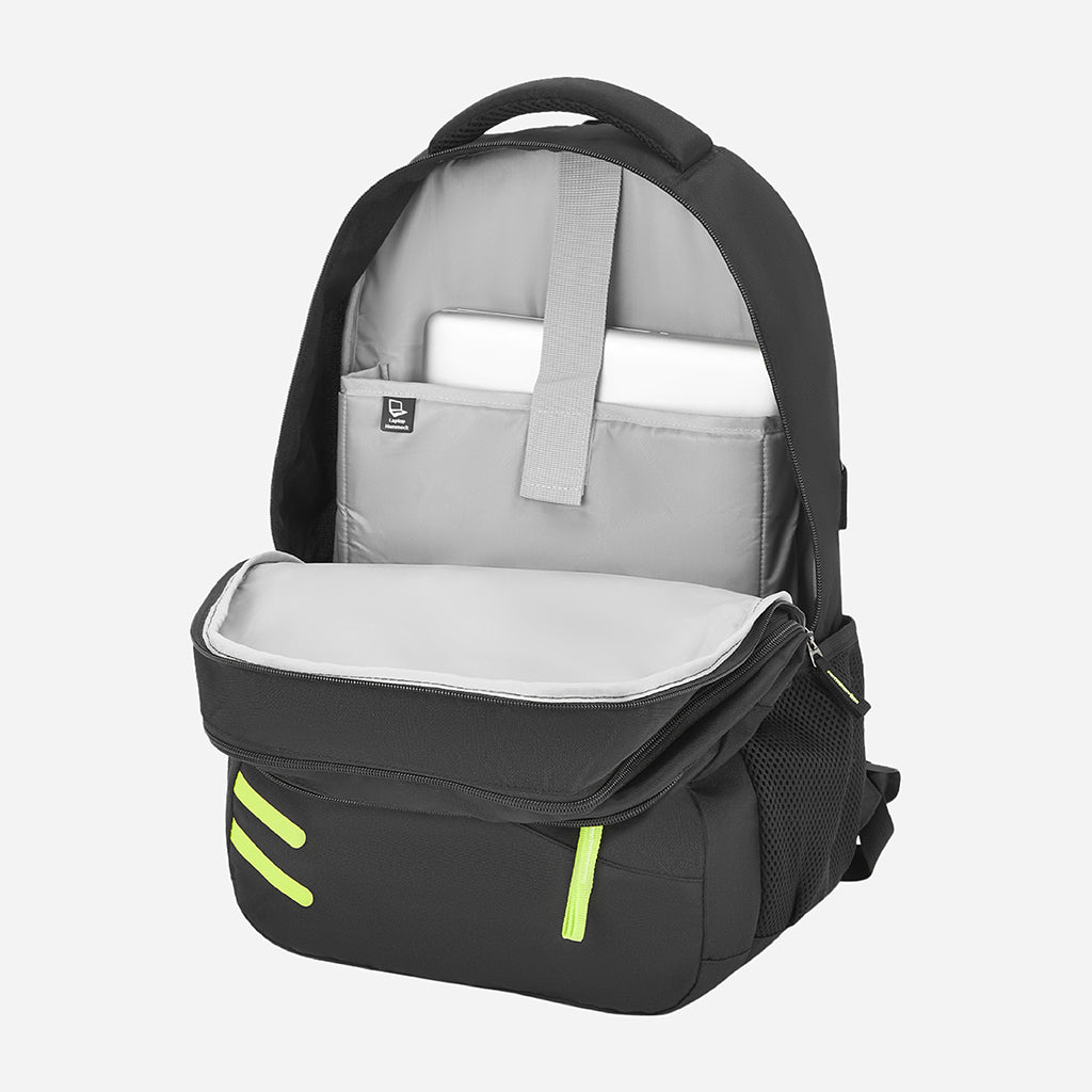 Safari Vogue 1 37L Black Laptop Backpack With Raincover